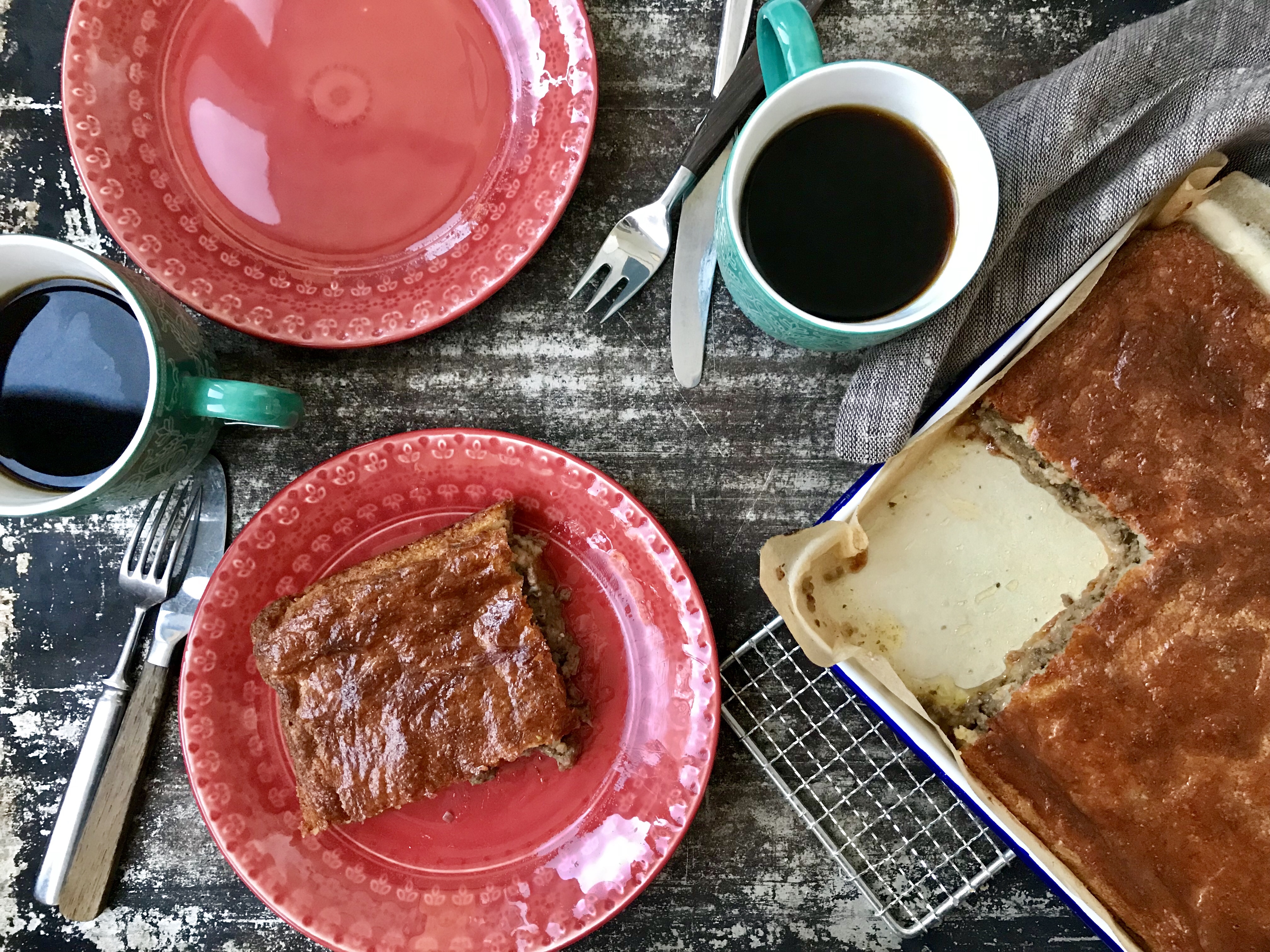 Peltilihapiirakka (keto, vhh, gluteeniton)