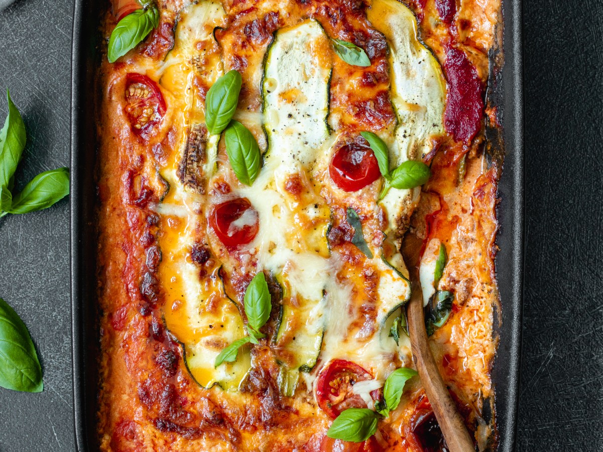 Helppo kesäkurpitsalasagne