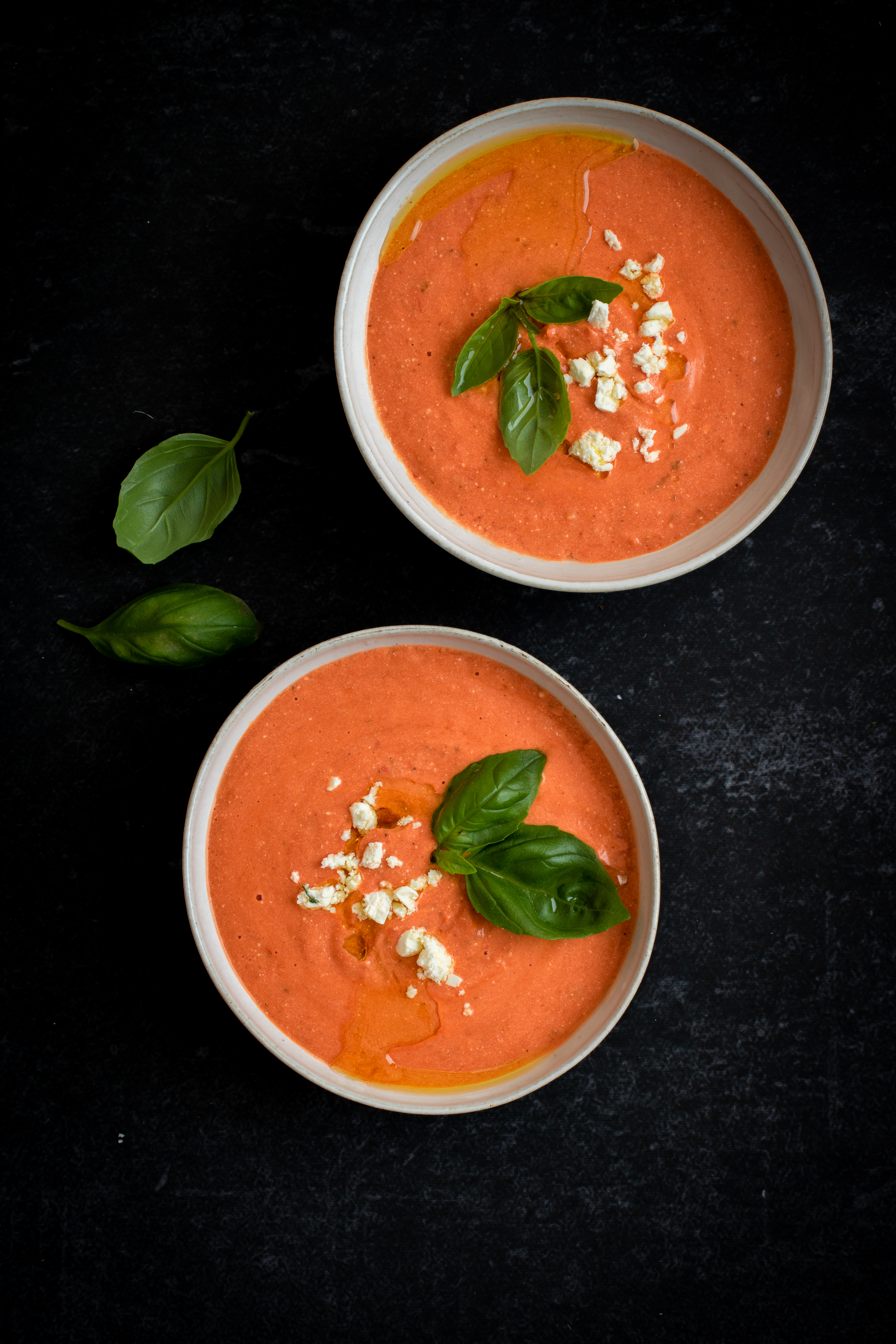 Uunifeta-tomaattikeitto