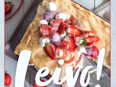 Uunituore vähähiilihydraattinen leivontakirja&nbsp;kaupoissa