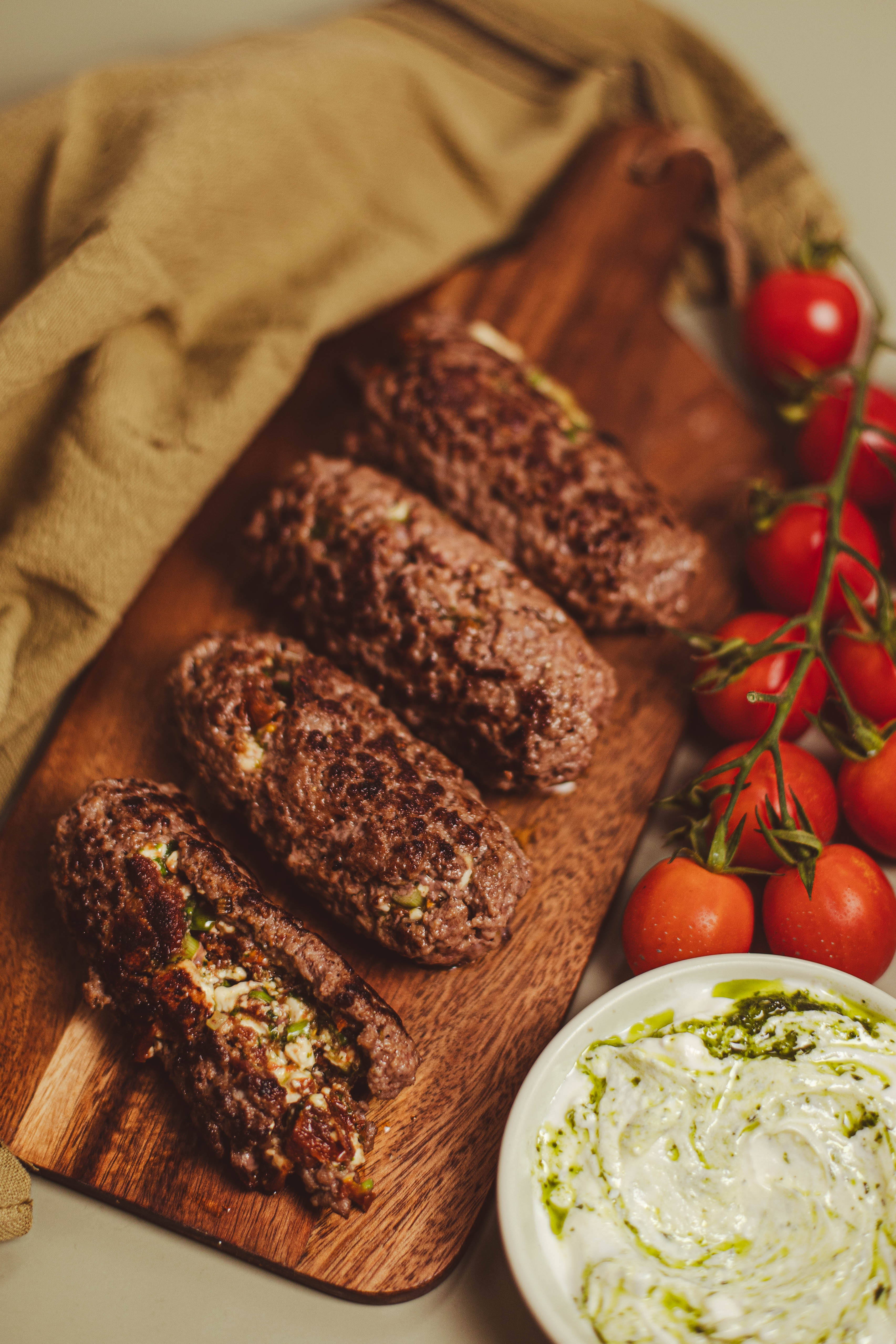 Täytetyt jauhelihavartaat